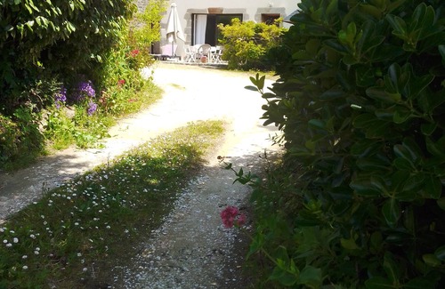 Plouneour-Trez House | Terraced house in Plounéour-Trez, 2 to 6 people, 1 km from the beaches