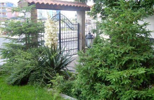 Ravda House | Terra Guest House