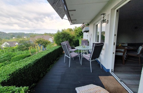 Elkeringhausen Apartment | Terrace Retreat in Winterberg
