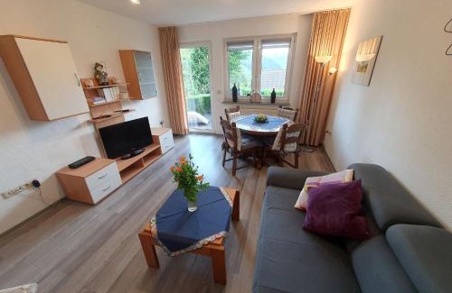 Elkeringhausen Apartment | Terrace Retreat in Winterberg