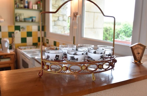 Fresville Cottage | Terrace & Tranquility Home