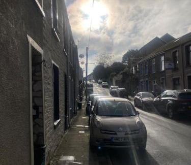 Mountain Ash House | Terrace with a Twist!
