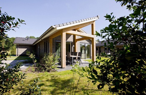 Voorthuizen House | Terraced Home in Netherlands near Veluwe