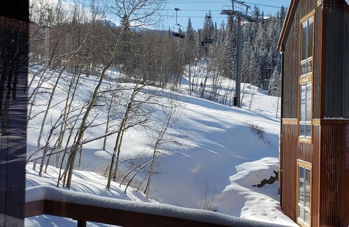 Mountain Village Condo | Terraces corner unit-2BR/2Bth; Mountain Views, garage, fireplace, deck and more!