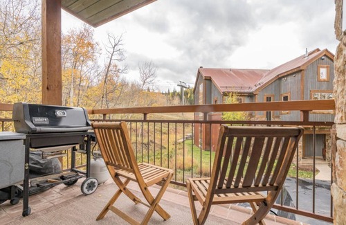 Mountain Village Condo | Terraces corner unit-2BR/2Bth; Mountain Views, garage, fireplace, deck and more!