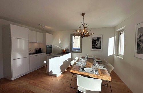 Zuoz Apartment | Terrassa Apartment: Sun Terrace, Wellness, and Alpine Charm