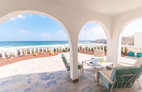 Telde House | Terrazas del Mar Villa on the beach Sea Terrace Wifi free Golf Ecological house