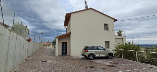 Maser House | TERRAZZA SAN VETTORE camere con colazione, Relax in collina con vista sui vigneti DOCG ASOLO
