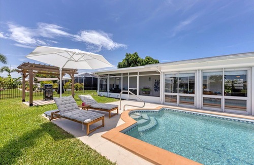 Charlotte Harbor House | 🥇 Terrific 2bd waterside villa (CH1005)