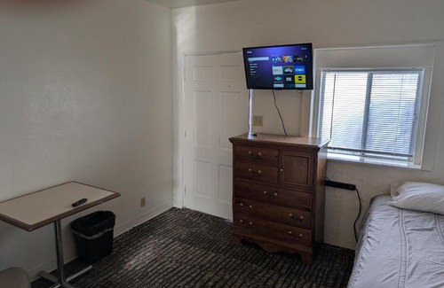 Richfield Hotel | Terry Point Motel