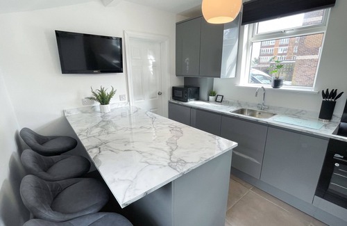Tettenhall House | Tettenhall Village Townhouse