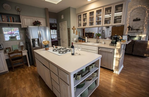 Austin House | Texas Ranch Style Home on over 5 acres in Driftwood and Austin area.