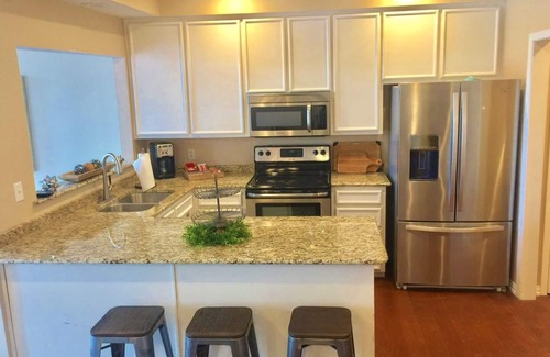 Pottsboro House | TEXOMA LAKE HOUSE MARINA VIEW WATER FRONT ON SEMI PRIVATE 5acre LAKE.