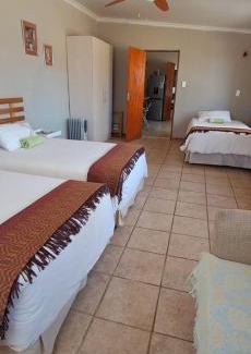 Maanhaarrand House | Thabametsi Farm