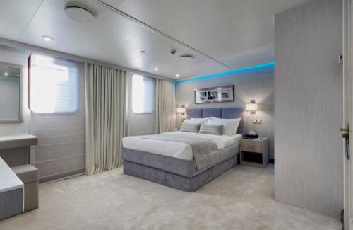 Bang Kung Boat Rental | Thai Yacht