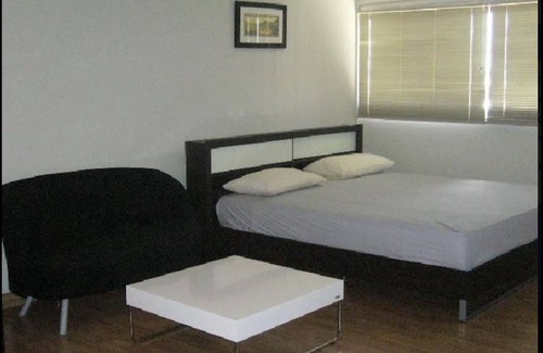 Ban Mai Bed & Breakfast | Thailand Taxi&apartment Hostel