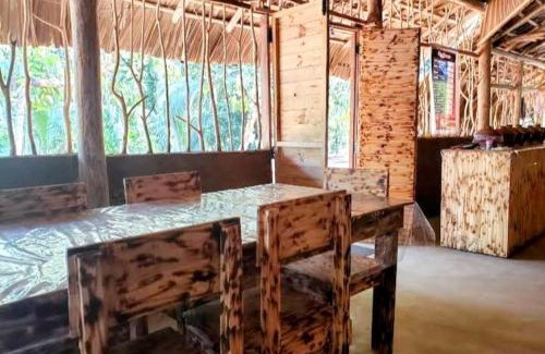 Galigamuwa Hotel | Thalsevana Family Restaurant