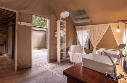 Maun Cabin | Thamo Telele