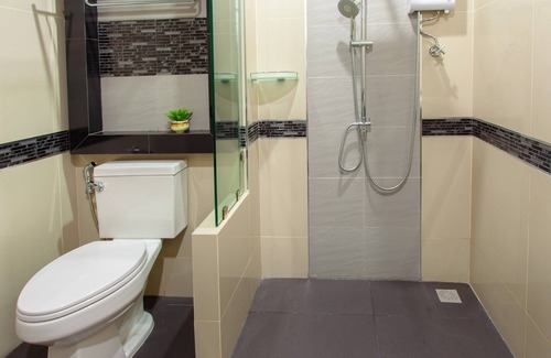 Mak Khaeng Hotel | Thanburi Hotel