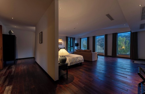 Xinzhou Hotel | Thanks Hotel