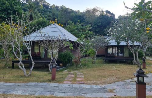 Ko Ngai Resort | Thanya Beach Resort - SHA Plus