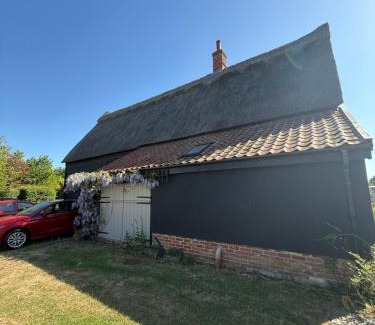 Bressingham House | Thatchers Barn