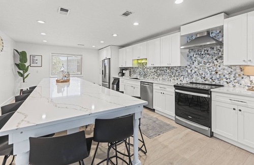 Laguna Beach Estates House | Thats What Sea Said! Brand New Remodel. Pool, Amazing Kitchen, Golf Cart, 4Br