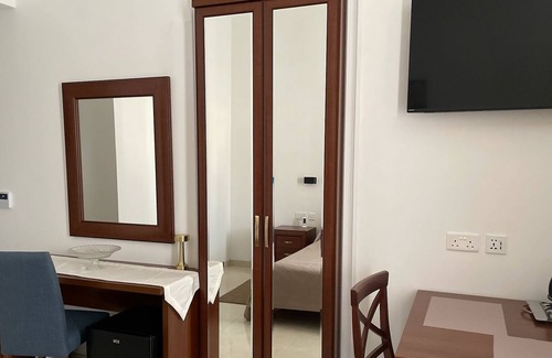 Siggiewi House | "the 10 square" - A townhouse situated in the heart of Siggiewi Village Square