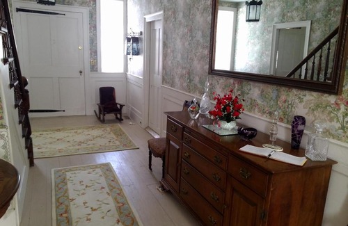 Greene Bed & Breakfast | The 1810 Juliand House Bed & Breakfast