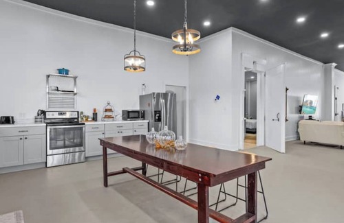 Booneville House | The Abattoir