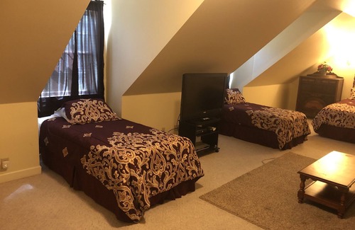 Wilburn Bed & Breakfast | The Abbé House Inn