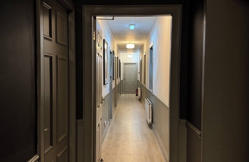 Gilmerton Hotel | The Abbey Residence