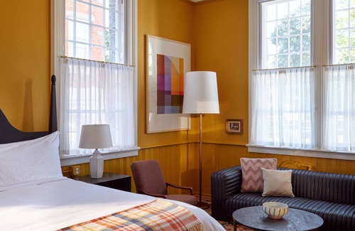 Litchfield Historic District Hotel | The Abner Hotel