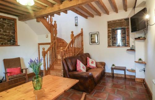 Moone House | The Abraham