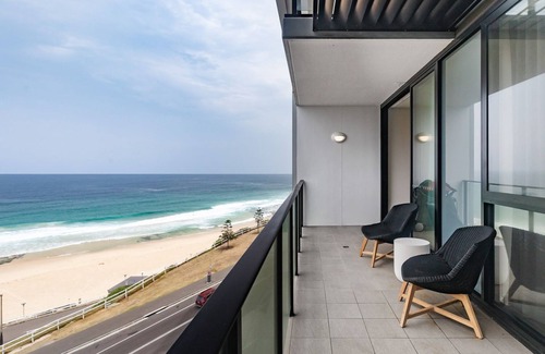 Newcastle Apartment | The Aire - one bedroom apartment overlooking Newcastle Beach