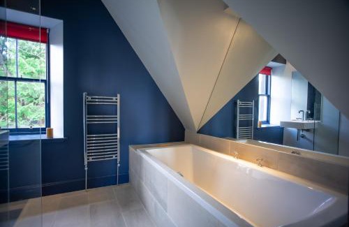 Lochinver House | The Albannach
