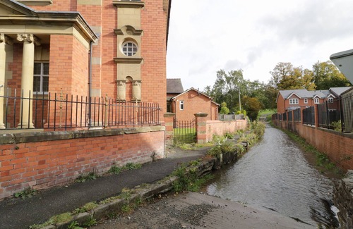 Llanfyllin House | THE ALDERS, pet friendly, with open fire in Llanfyllin