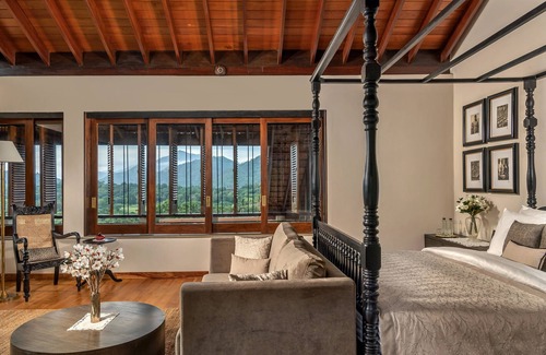 Digana Villa | The Alfred - Digana