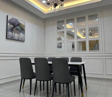 Jasin House | The Amore Homestay