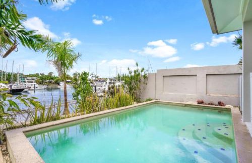 Trinity Park House | The Anchorage - Ultimate Waterfront Villa