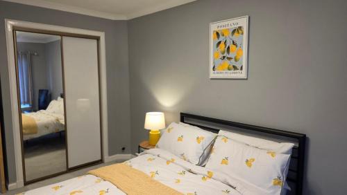 Livingston Apartment | The Ansi8