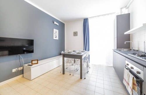 Chinatown Apartment | The apartment is located on the third floor of a building without a lift.It comfortably accommodates 4 people in 60 mqs, with a double bed, two single beds and a sofa bed in the living room.The accommodation is strategically located, a 5-minute walk fro