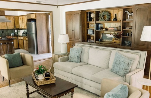 Fairbanks House | The Arlington House is a spacious home, perfect for larger families & gatherings