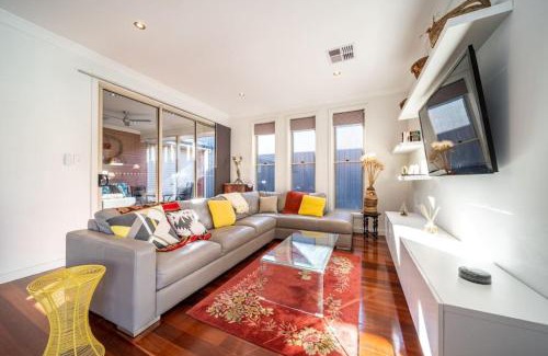 Welland House | The Arlington West Hindmarsh