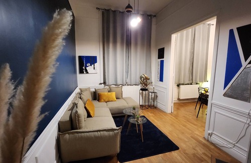 Douai House | The Artist Douai