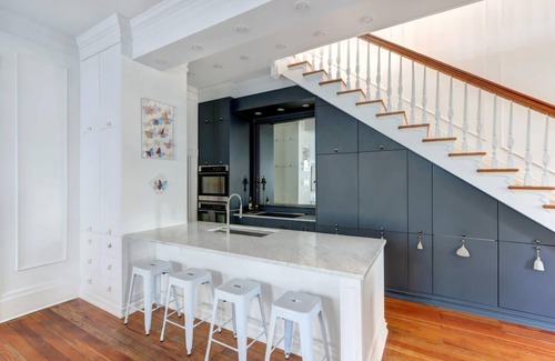 Savannah Victorian District House | The Artist Retreat - Luxury Home 1 Min. to Forsyth