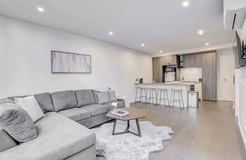 Flemington Apartment | The Ascot - Premium Flemington Executive Apt