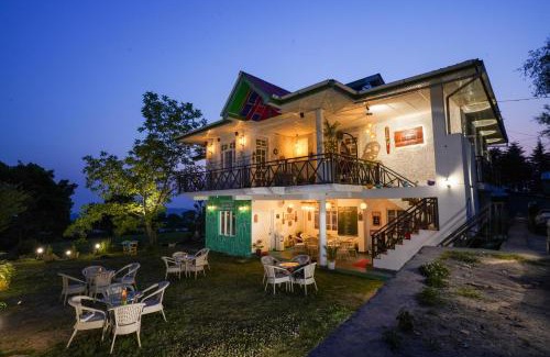 Bir House | The Autumn Home - Cafe & Homestay