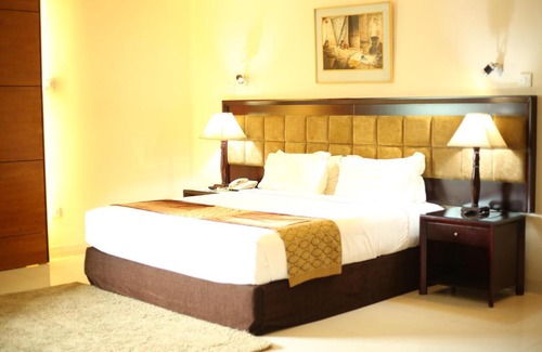 Chittagong Hotel | The Avenue Hotel & Suites