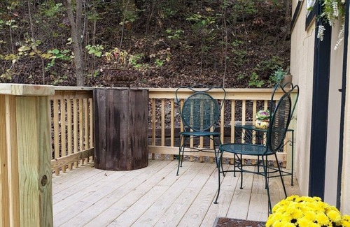 Catoosa House | The Aviary at Redbud Valley Lodge